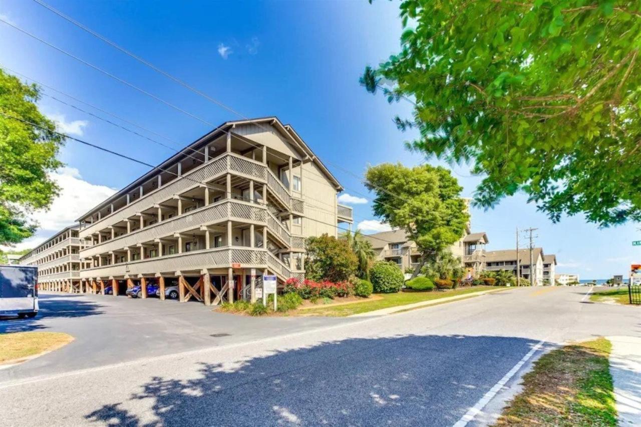 Spacious Modern Condo - 1St Floor - One Block To The Beach Myrtle Beach Exterior photo